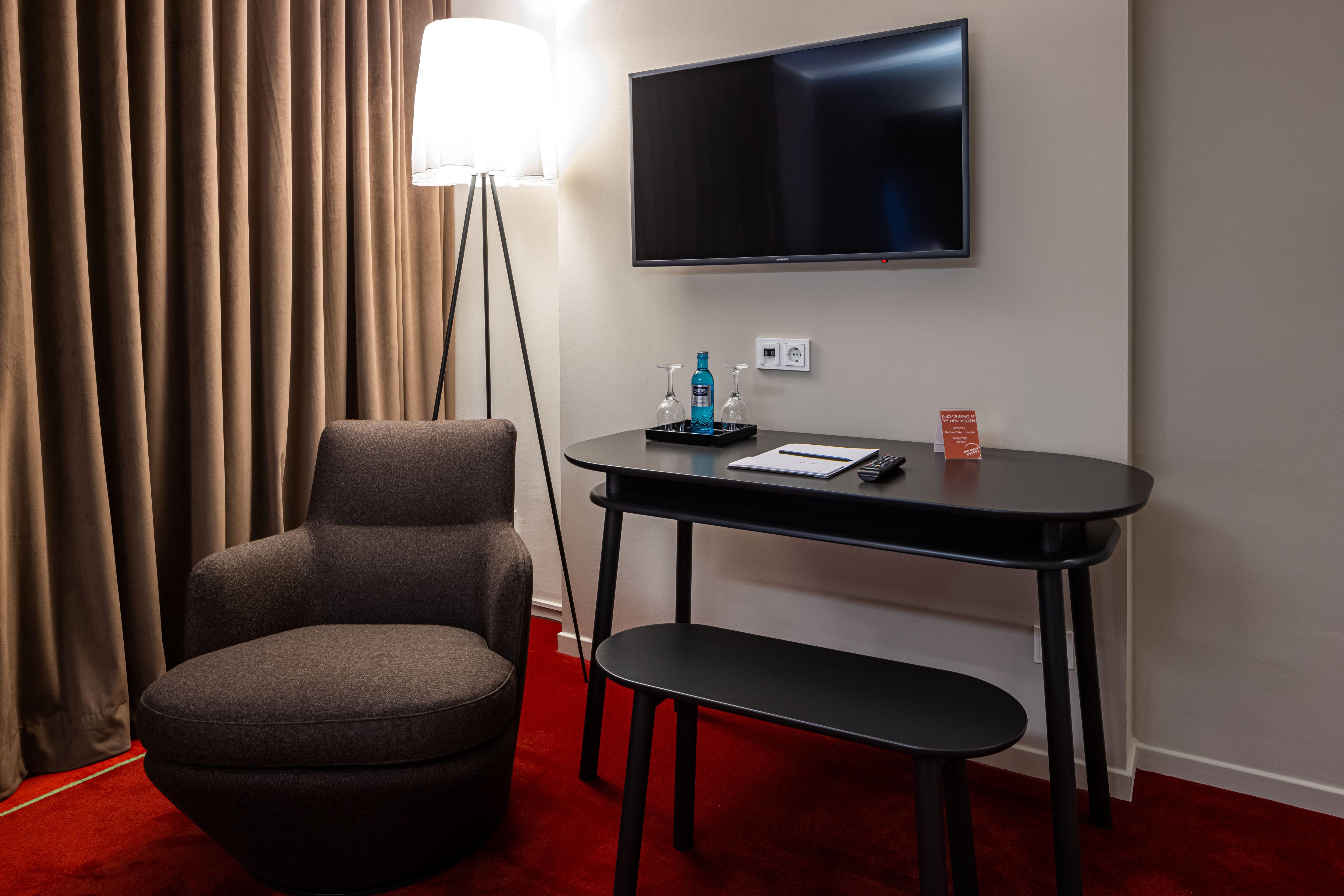 The New Yorker Hotel Koeln-Messe מראה חיצוני תמונה