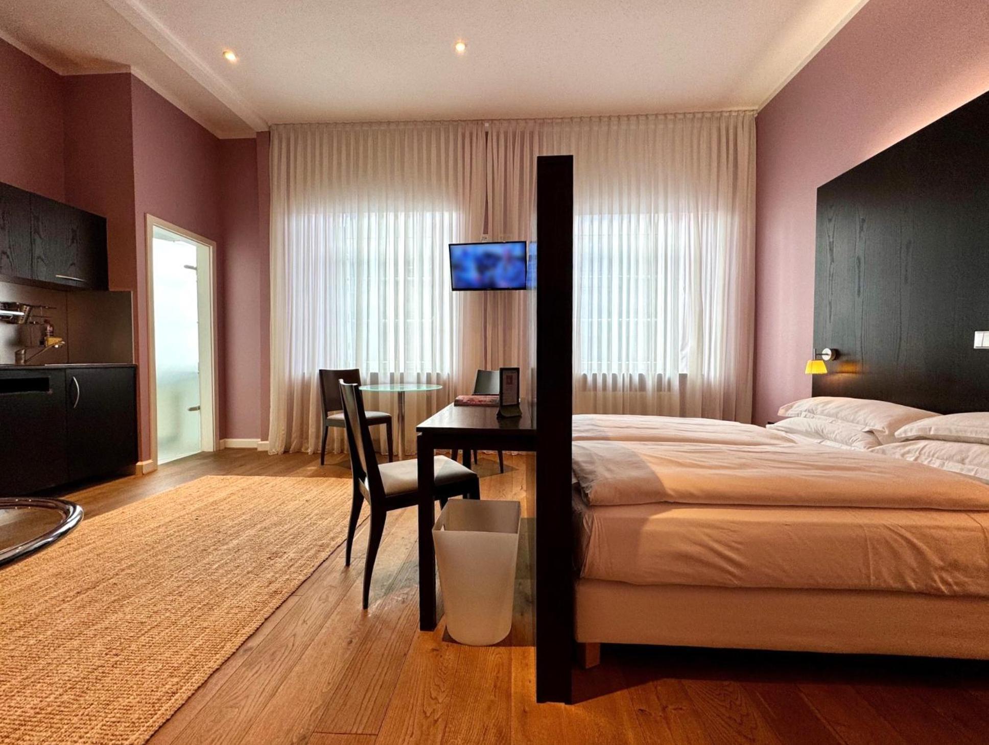 The New Yorker Hotel Koeln-Messe מראה חיצוני תמונה